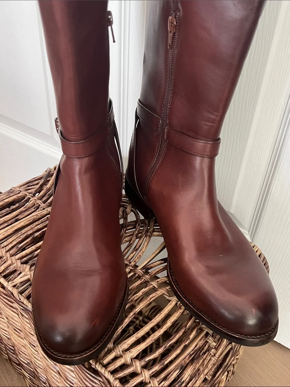 ANTONIO MELANI Brown Over-the-Knee Leather Boots